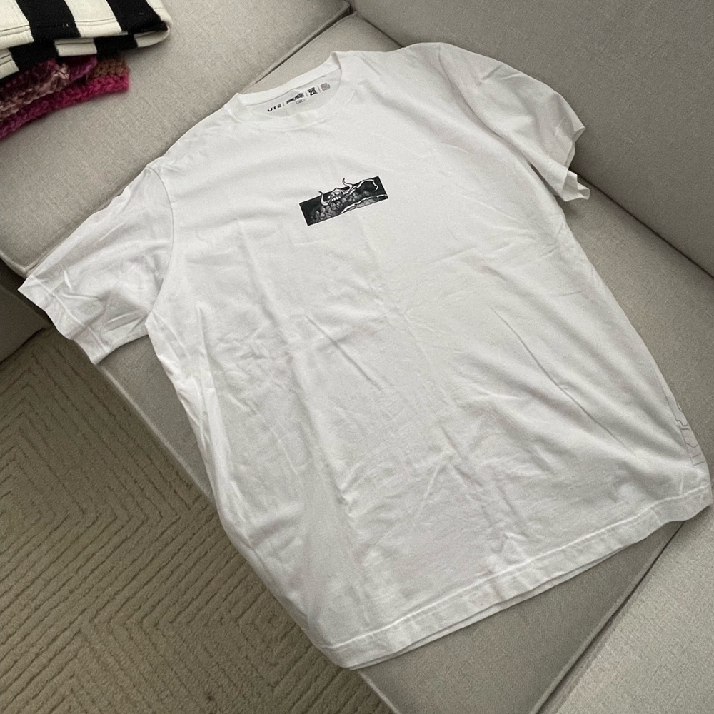Uniqlo one piece “emperor” t shirt